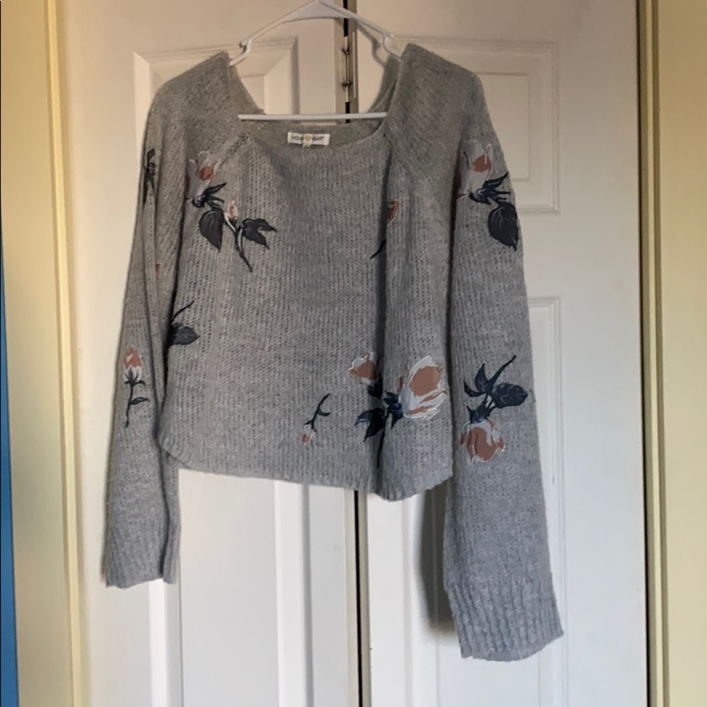 Grey cropped sweater